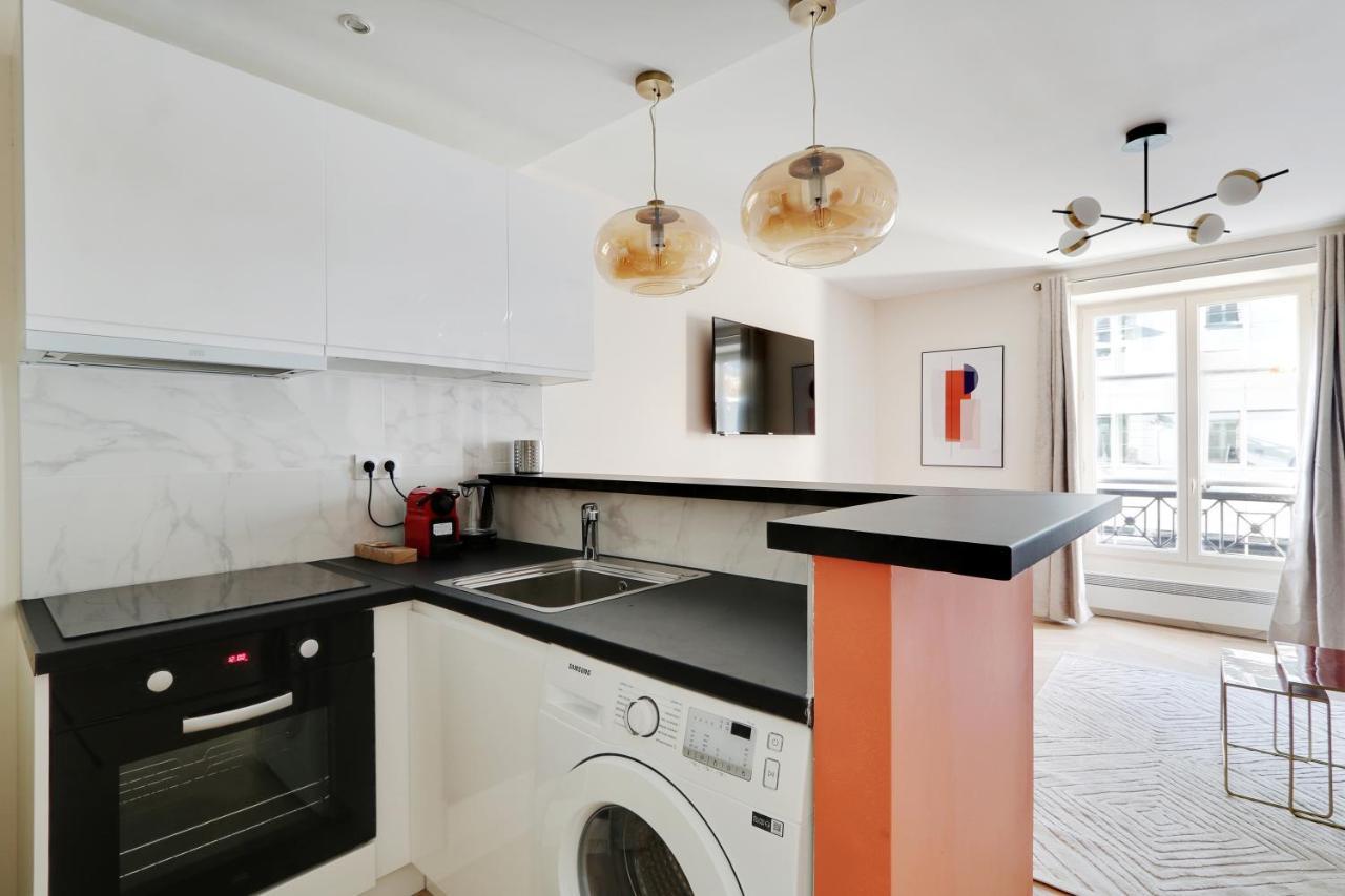 Pick A Flat's In Saint-lazare - Rue De Londres * Parijs