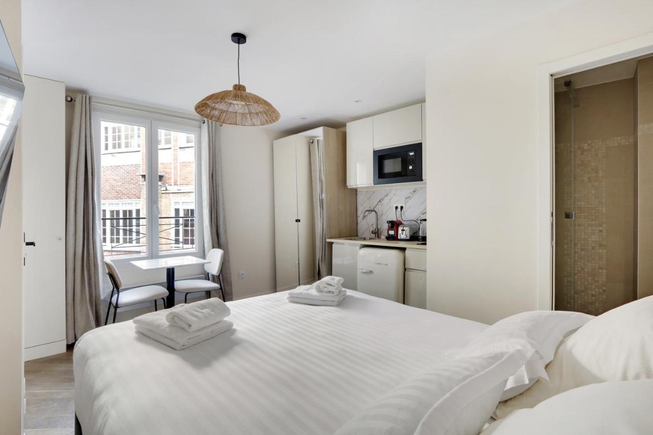 Pick A Flat's In Saint-lazare - Rue De Londres * Parijs